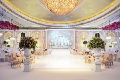 "حفل زفاف لا ينسى في أرقى الأماكن"